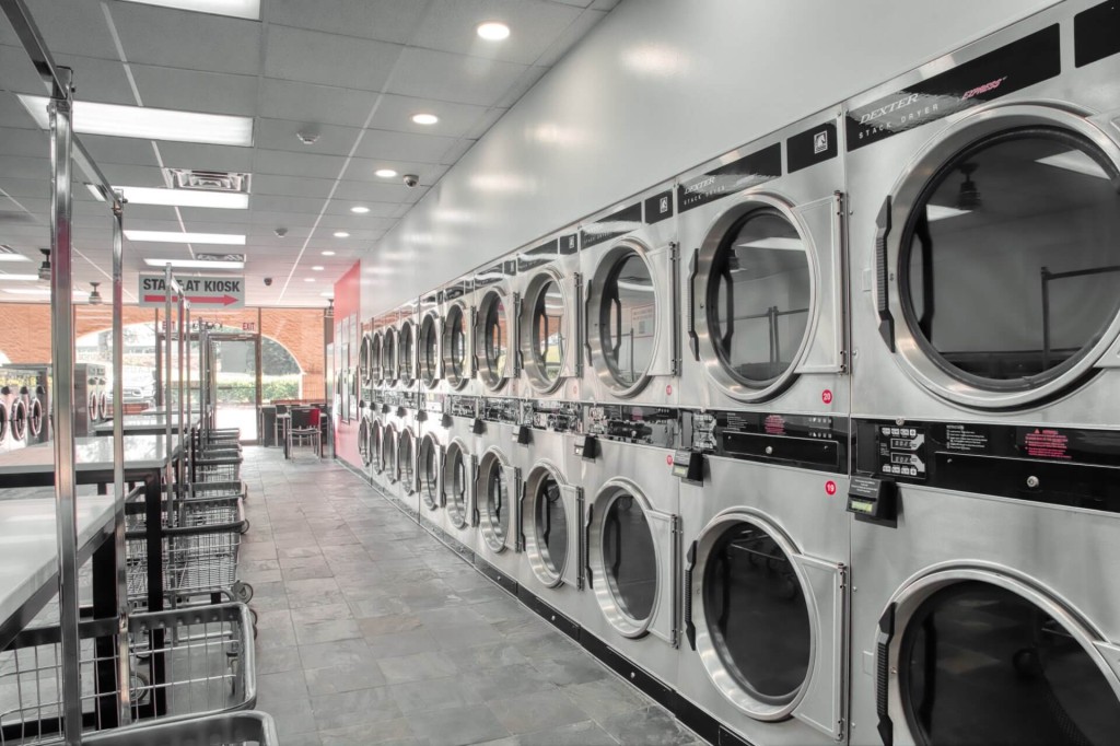 athens laundromat wash and fold service