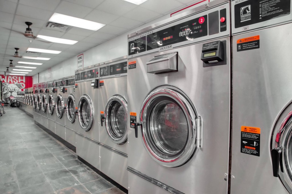 athens laundry self service area